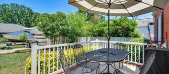 Perfect Location Greensboro Home - Near Everything