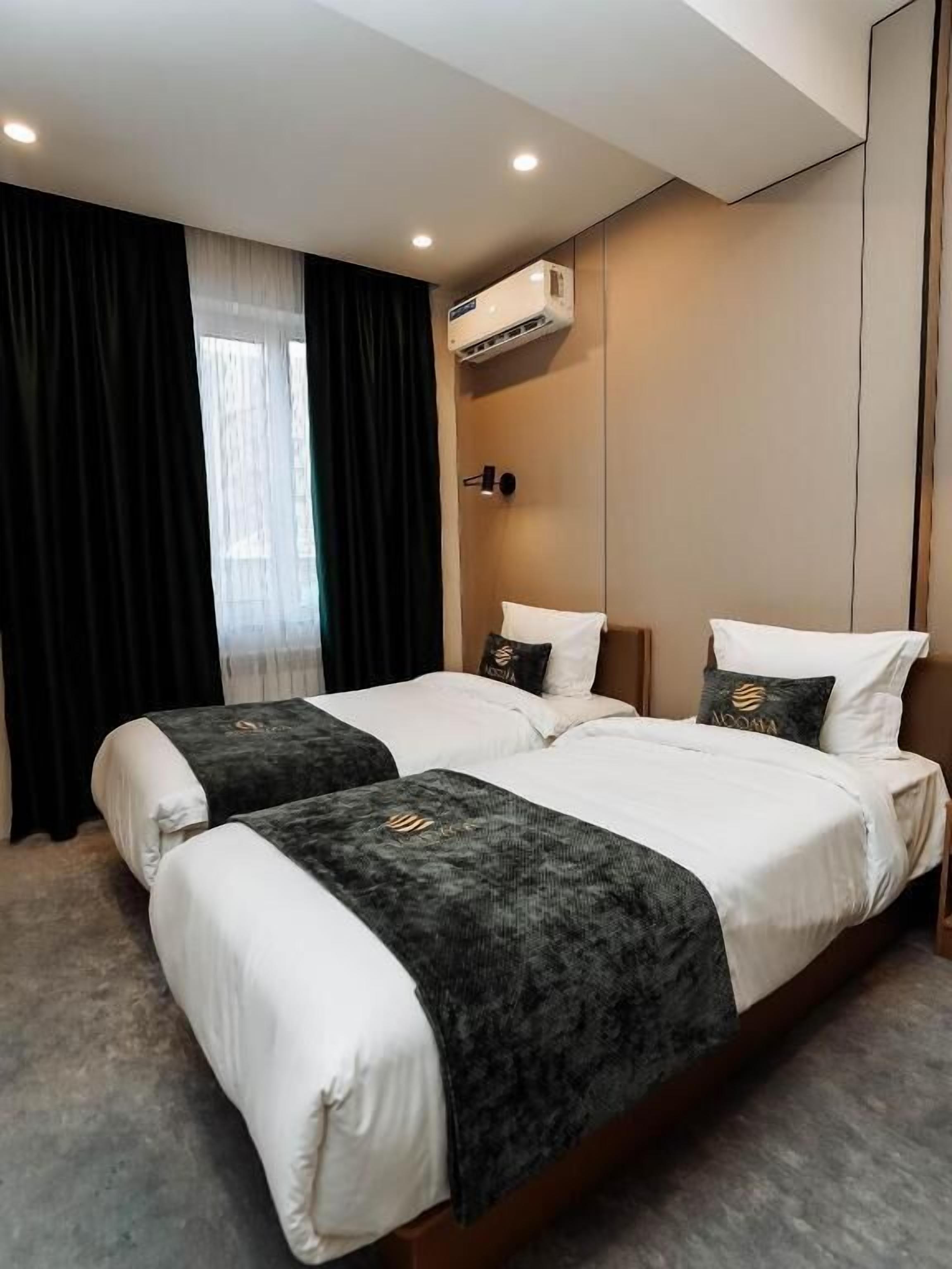 Deluxe Twin Room, City View | WiFi (free)