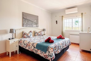 Unclassified image, 2 of 99, button - Charming villa with 3 bedrooms and sea view (Santa Bárbara de Nexe)
