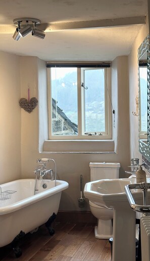 Bathroom - Triangle Cottage - A beautifully restored and furnished luxury cottage for two (Hebden Bridge)