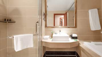 Executive Single Room, City View | Bathroom | Free toiletries, hair dryer, slippers, towels