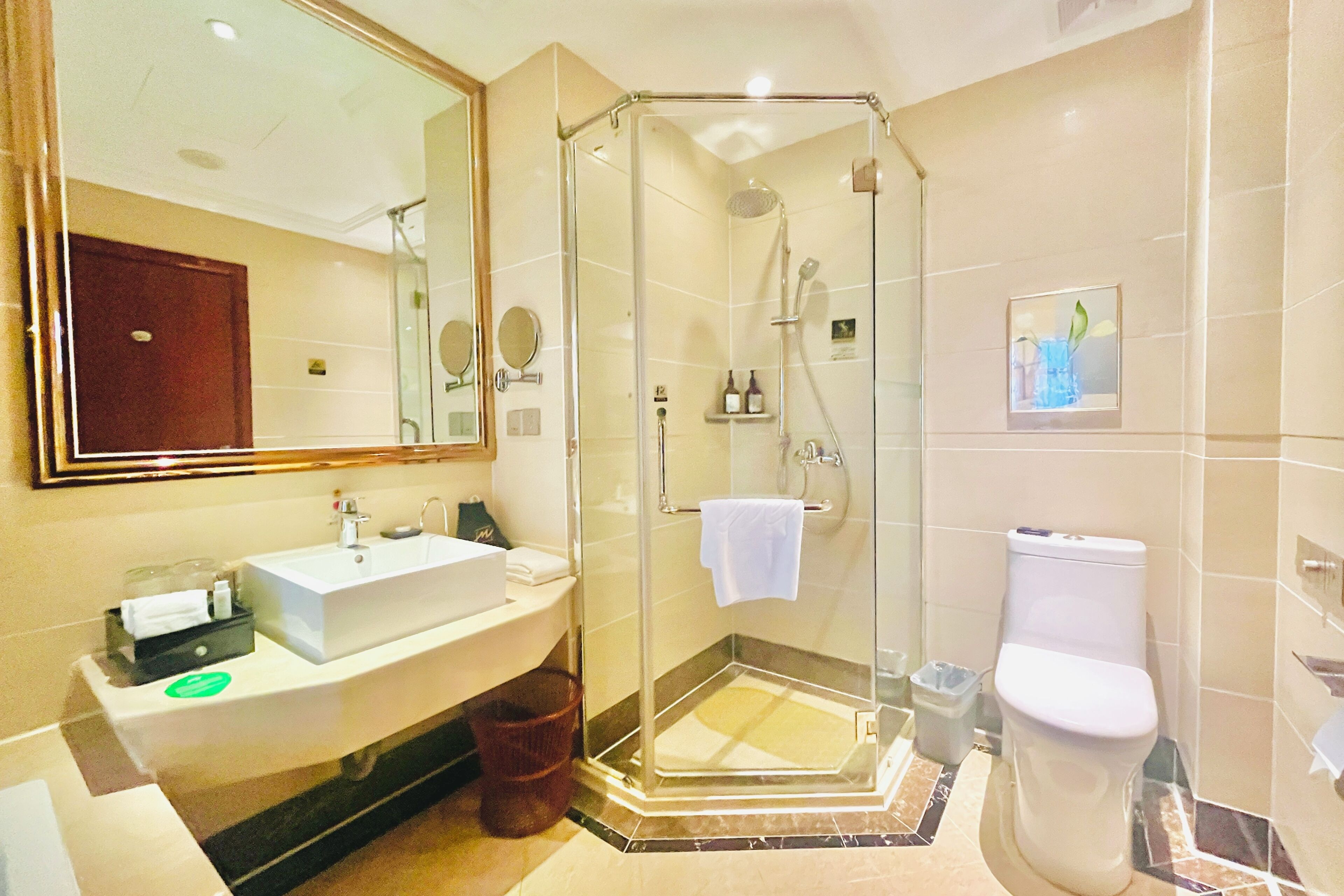 Comfort-Doppelzimmer, Stadtblick | Badezimmer