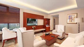 Superior Suite | Living area