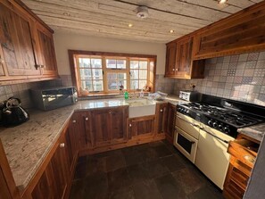 House, Garden View | Private kitchen - The Old Ropery at Mill Cottage  (Ollerton)