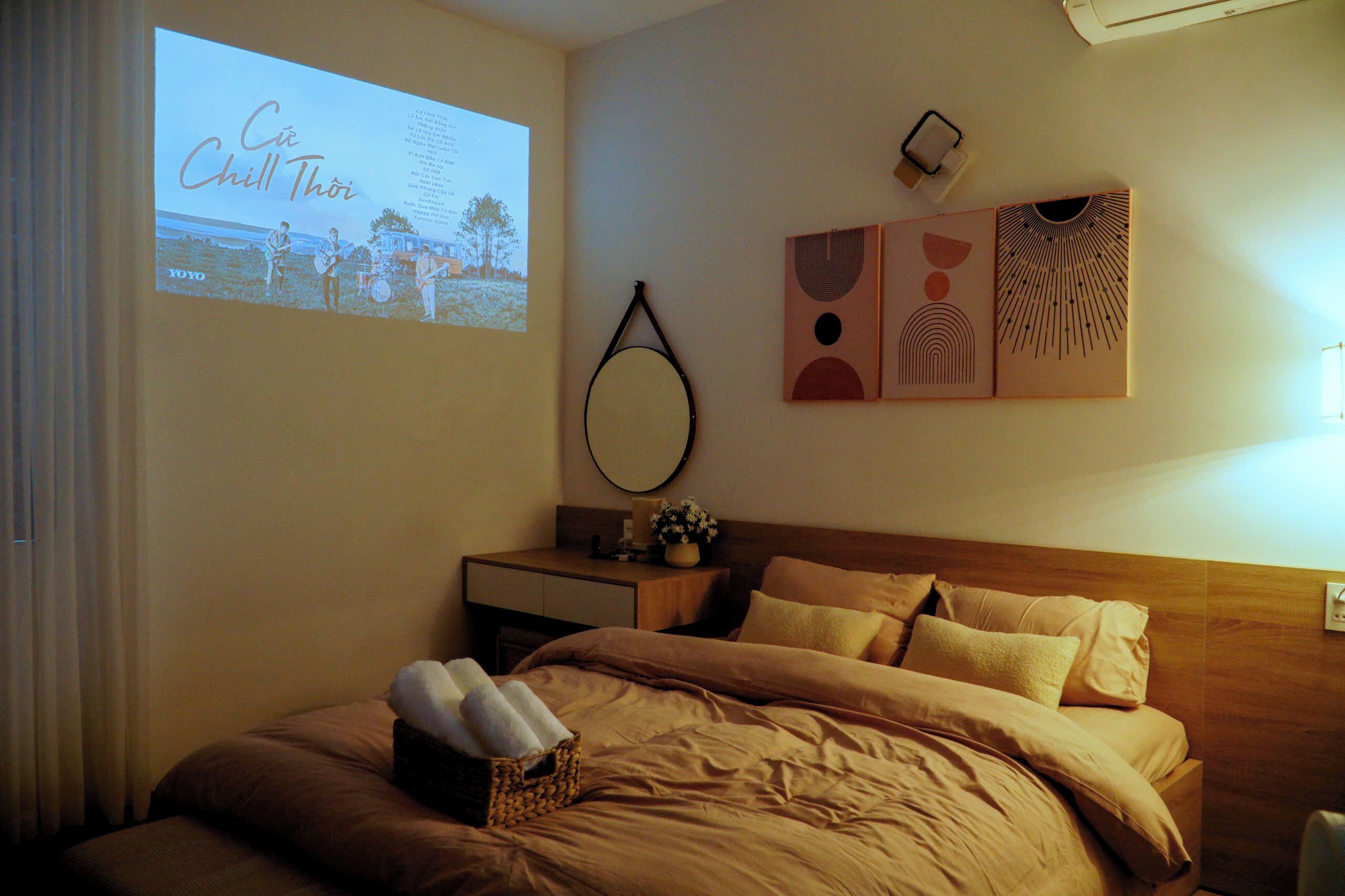 Classic Apartment, City View | Premium bedding, memory foam beds, WiFi (free), bed sheets
