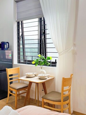 Classic Apartment, City View | Dining - BaBô Homestay Da Nang (Da Nang)