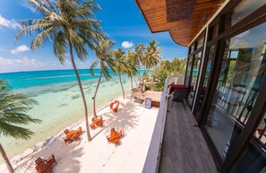 Unclassified image, 2 of 10, button - Heron Beach Hotel (Dhiffushi)