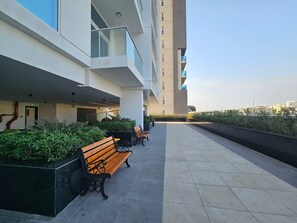 Exterior - Pearlz by Danube (Dubai)