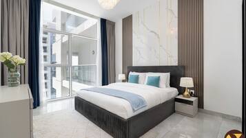 Deluxe Apartment, Balcony, City View