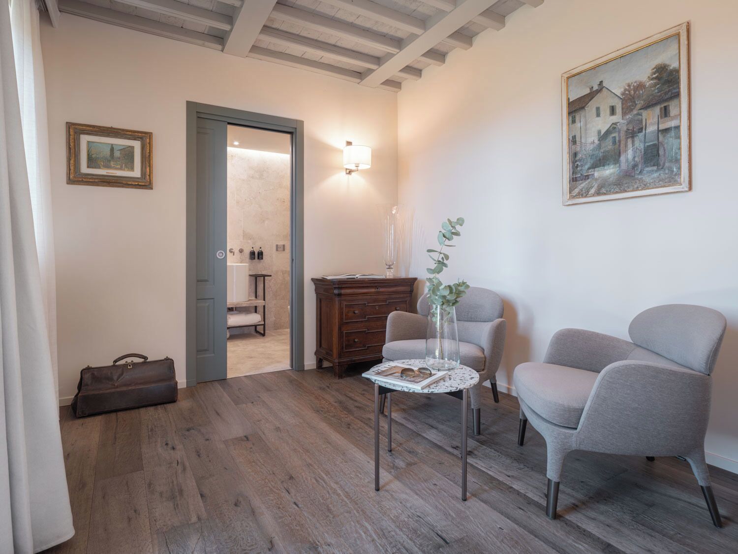 Chambre Double Deluxe, patio, vue jardin | Coin séjour