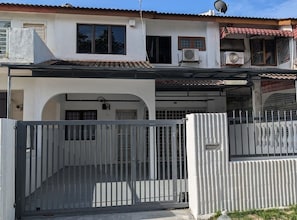 Exterior - Cozy 3B @ Taman Bukit Mewah (Kajang)