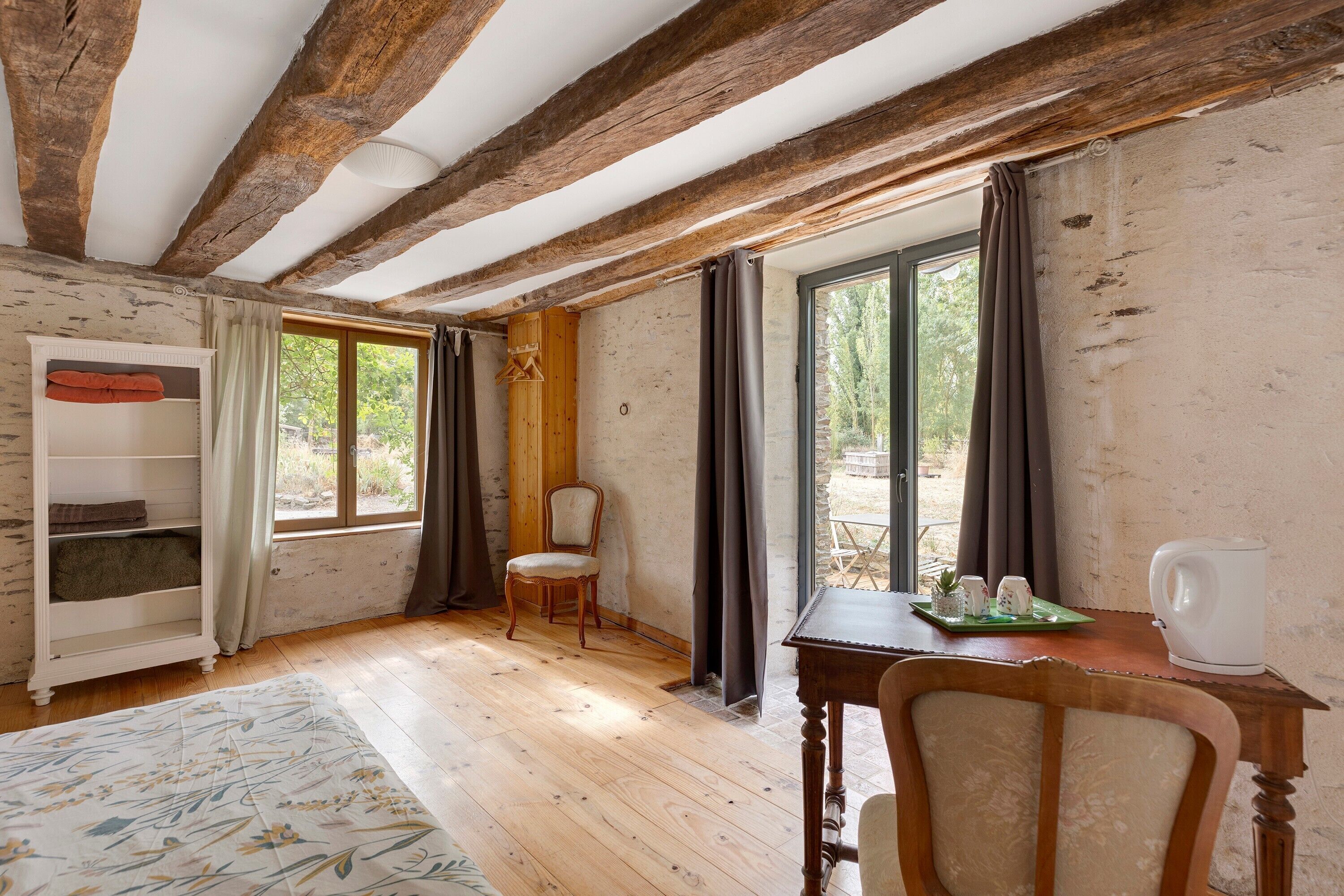 1 bedroom, WiFi, bed sheets
