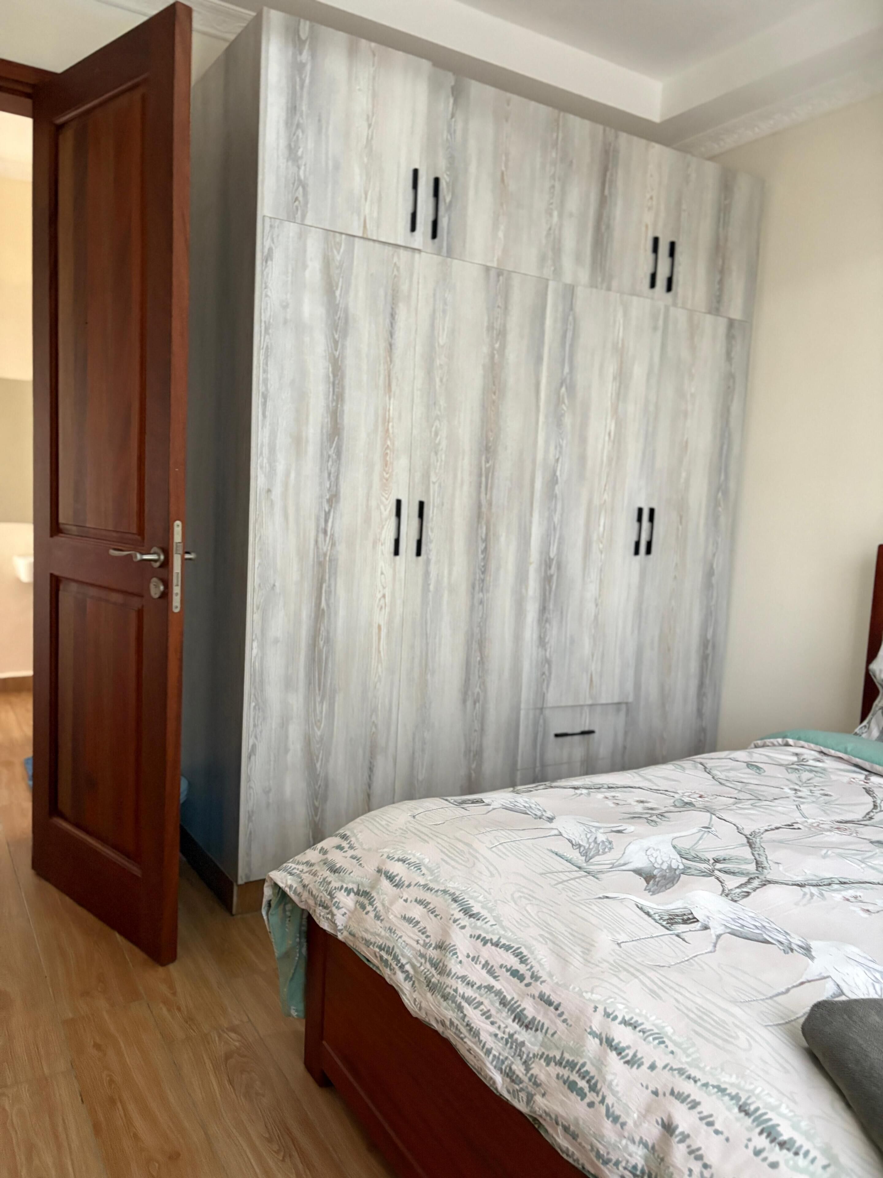2 chambres, fer et planche à repasser, Wi-Fi, draps fournis
