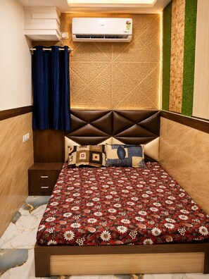 Deluxe Room, City View | Desk, free WiFi - Hotel Kalki (mirpur)