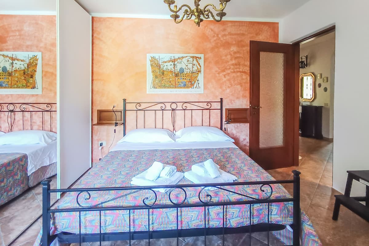 Villa, Garden View | Iron/ironing board, WiFi (free)