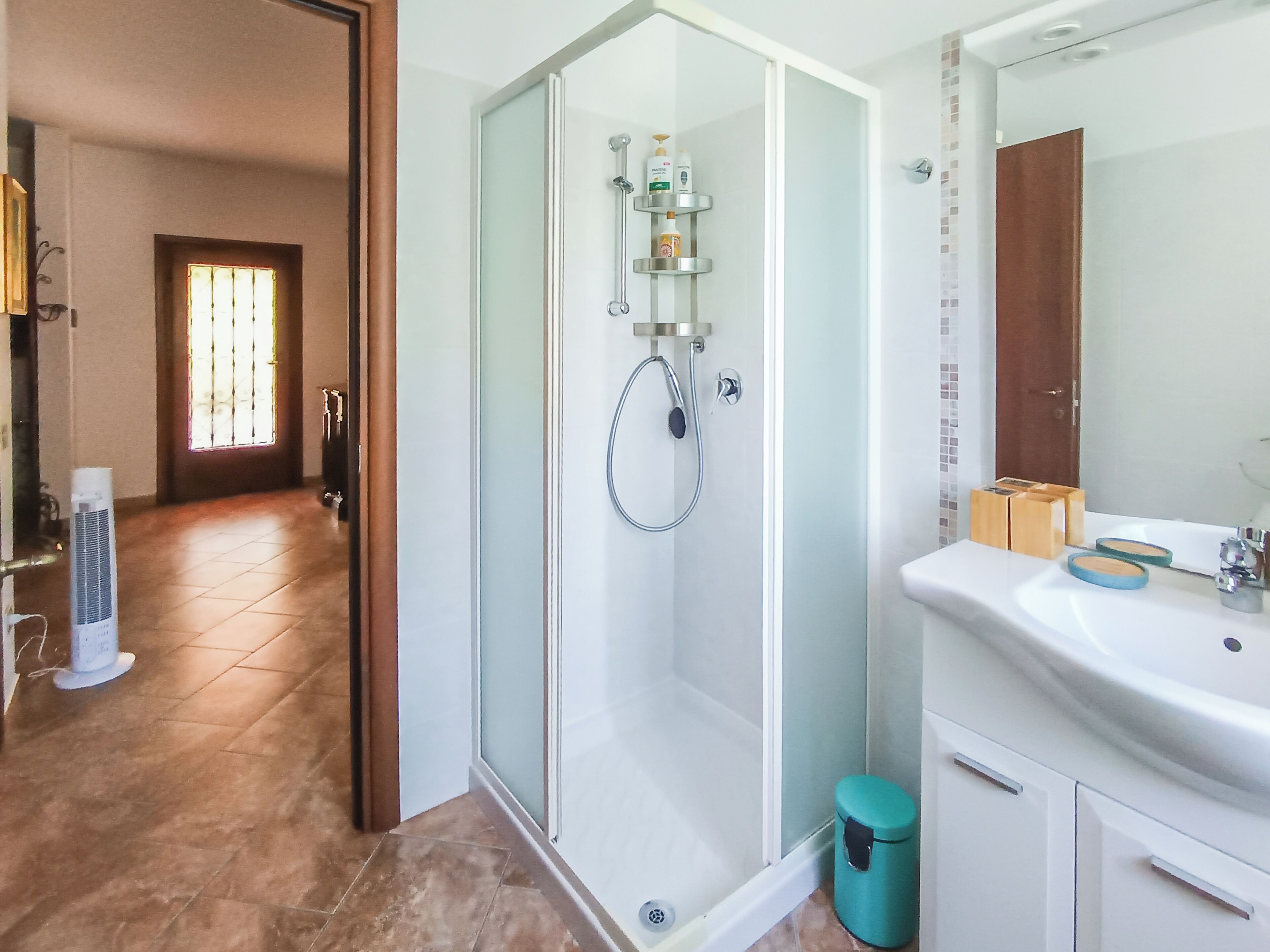 Villa, Gartenblick | Badezimmer
