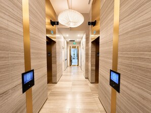 Hallway - Nester Finn Downtown Toronto (Toronto)
