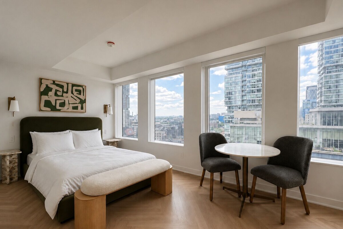 Standard Studio, 1 Queen Bed | Premium bedding, memory-foam beds, iron/ironing board, free WiFi