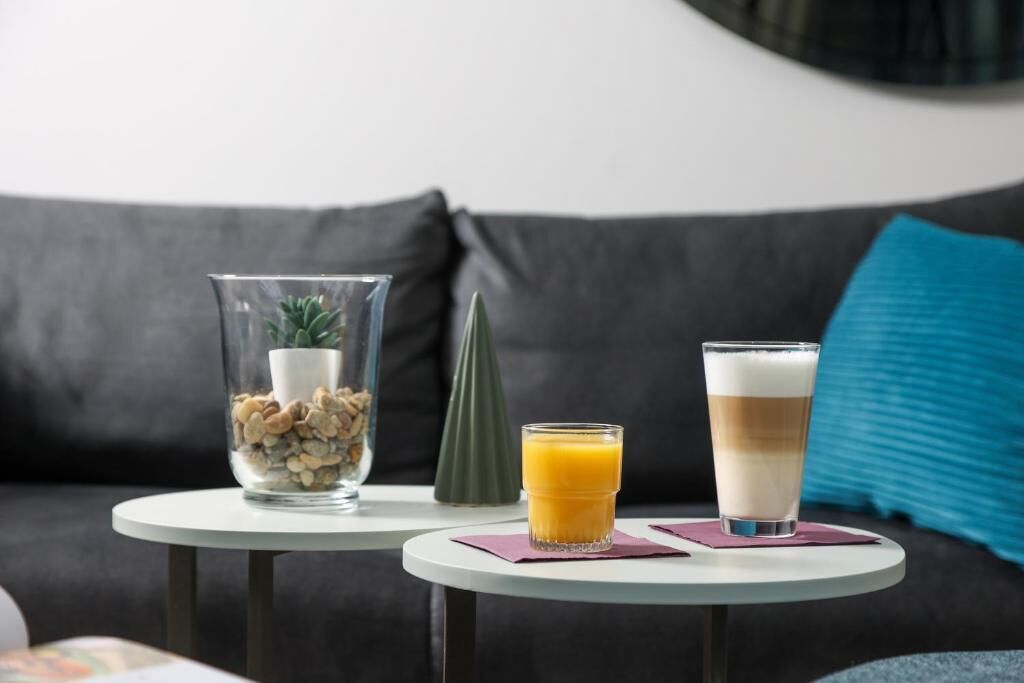 Classic-Apartment, Balkon, Gartenblick | Essen und Trinken