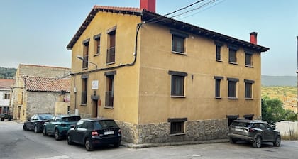 Country House 'La Galera' with Mountain View, Shared Terrace and Wi-Fi
