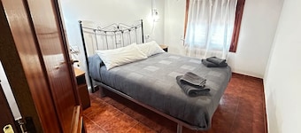 Country House 'La Galera' with Mountain View, Shared Terrace and Wi-Fi