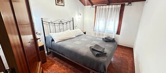 Apartment 'Tres' with Mountain View, Shared Terrace and Wi-Fi