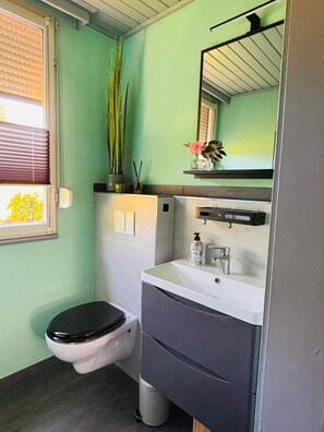 Bathroom - Vrbo Property (Falkenstein/Harz)