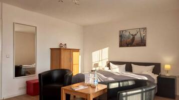 Desk, travel crib, WiFi (free), bed sheets