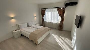 1 bedroom, WiFi, bed sheets