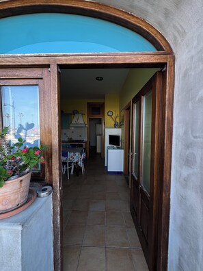 Outdoor dining - Vrbo Property (Santa Maria di Castellabate)