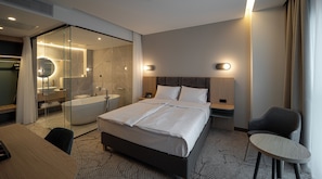 Executive Apartment, City View - Tower Hotel Wrocław (Wrocław)