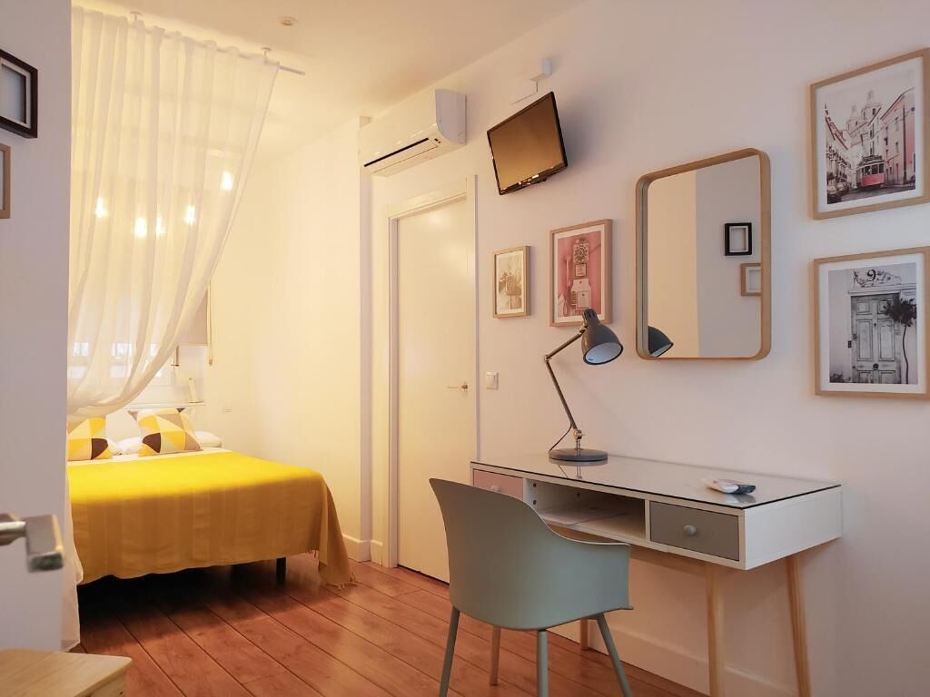 Economy Double Room | Free WiFi