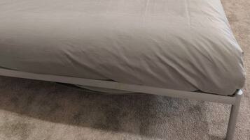 1 habitación, wifi gratis y ropa de cama