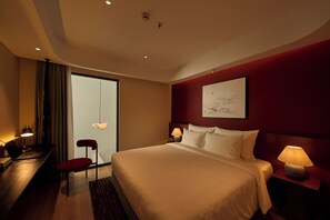 Superior Room, 1 King Bed - M Village Hotel Phan Văn Tri (Thanh Pho Ho Chi Minh)