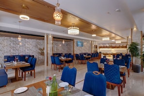 Dining - Hotel Cordial Sopanam (Thiruvananthapuram)