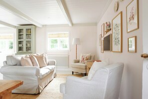 Unclassified image, 4 of 18, button - Thatched idyll from the 1800s in Voldtofte (Glamsbjerg)
