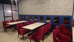 Double or Twin Room, Balcony, Garden View | Dining - Royalisatiq (Rishikesh)