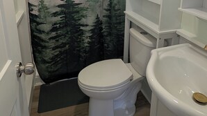 Unclassified image, 4 of 8, button - Le P'tit au Coin - tiny house, big sky (Aldouane)