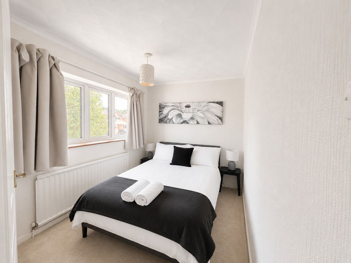 3 bedrooms, iron/ironing board, free WiFi, bed sheets