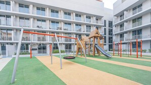 Children’s area - StayShort - Stylish 1 Bedroom in JVC - Sleeps 4 (JVC)