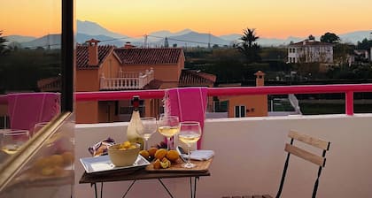 Nestled in the Valencian orange groves, footsteps away from the Mediterean Sea