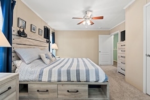 Room - Bluebonnet by the Beach𓇼Golf Cart+Beach Gear+Cozy (Oak Island)