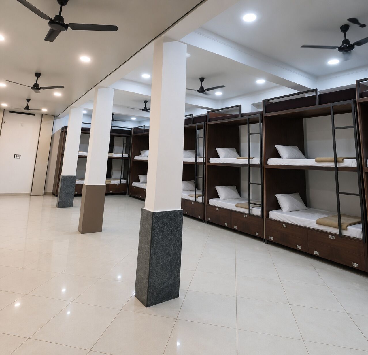 Dormitorio compartido económico | Wifi gratis 