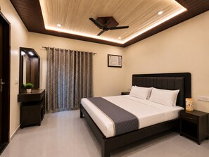 Habitación Deluxe con 1 cama matrimonial o 2 individuales, balcón | Wifi gratis 