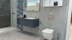 Bathroom - Vrbo Property (IB)