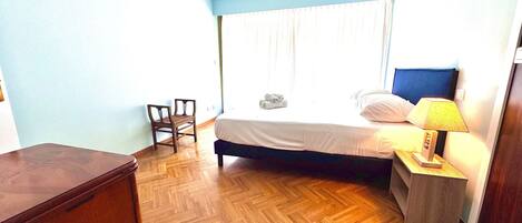 2 Schlafzimmer, Bügeleisen/Bügelbrett, kostenloses WLAN, Bettwäsche
