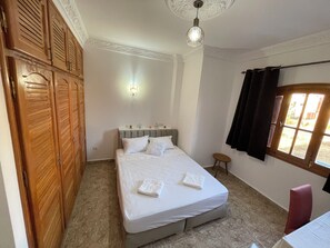 Room - Vrbo Property (Asilah)