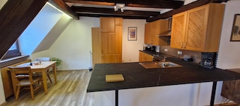 Apartment "Burgblick" (Upper Floor Left) with Castle View and Free Wi-Fi