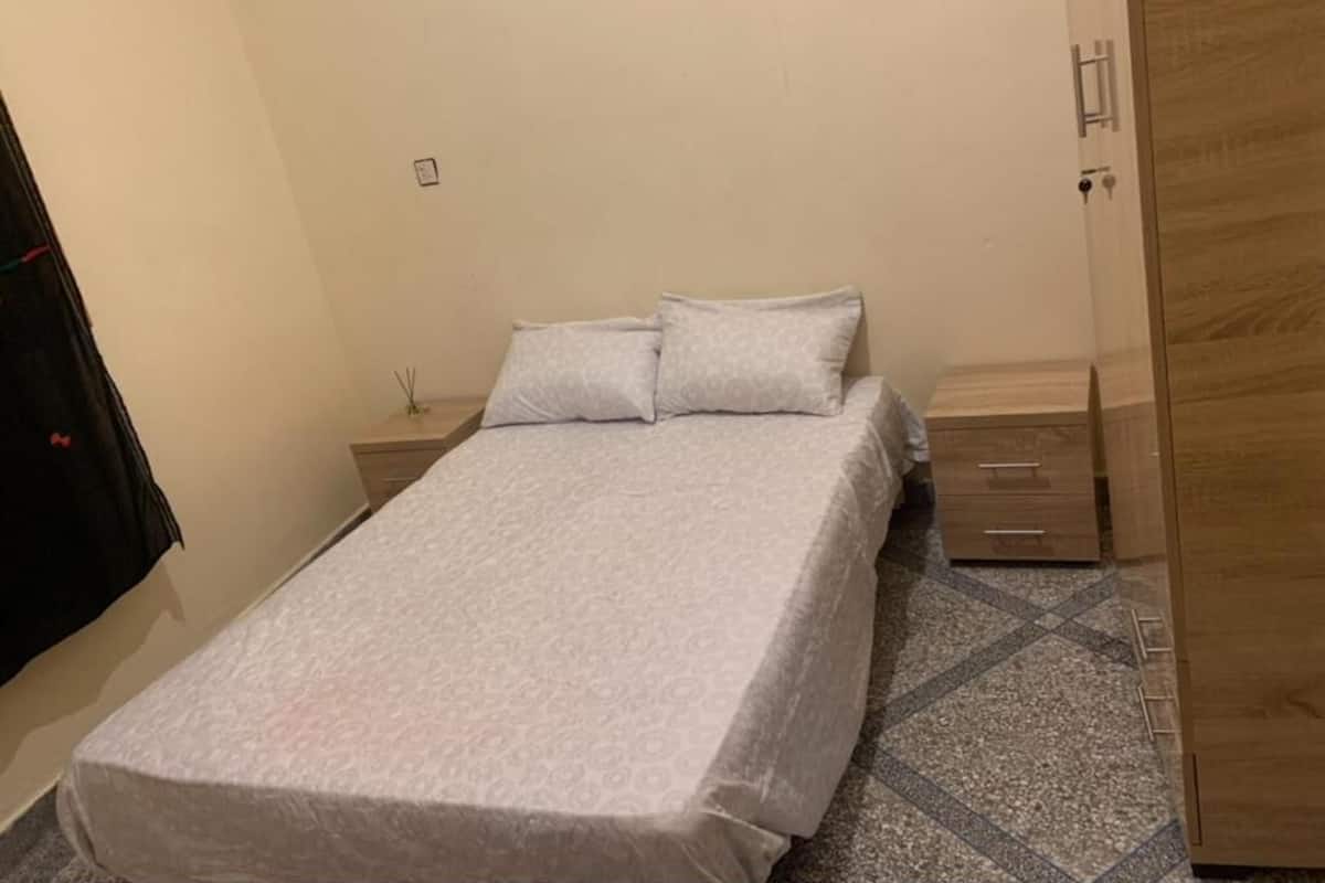 Chambre double, vue sur la vallée | Rideaux d’obscurcissement, fer et planche à repasser