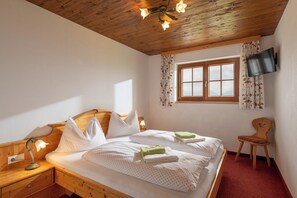7 soverom, reiseseng for barn, wi-fi og sengetøy